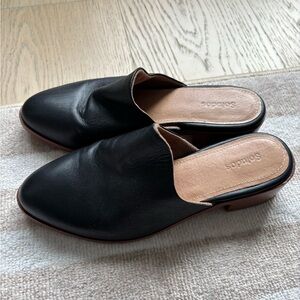 Soludos Venetian Mules